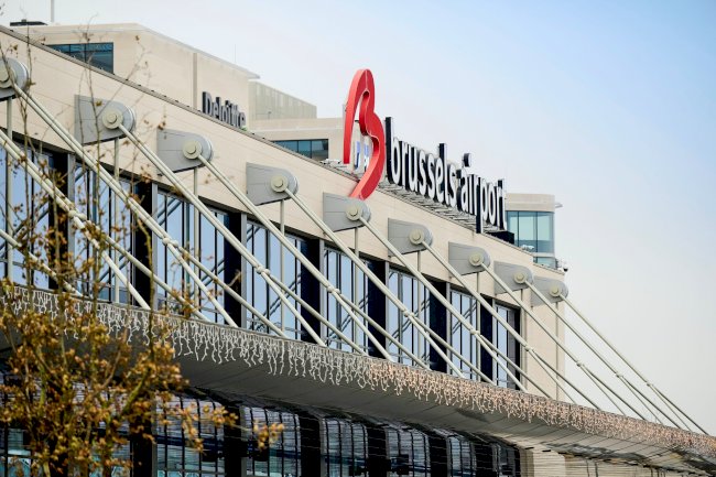 Brüksel Havalimanı’nda her 10 uçuştan dördü iptal: Charleroi de grevden etkilenebilir