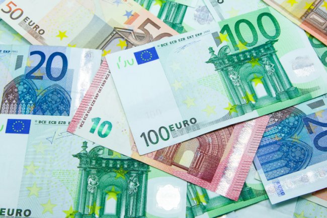 Belçika'da sahte para alarmı: 14.000’den fazla sahte banknot ele geçirildi