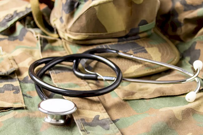 Tıp Fakültelerinde Askeri Tıp Eğitimi: Öğrenciler Çatışma Ortamlarına Hazırlanıyor