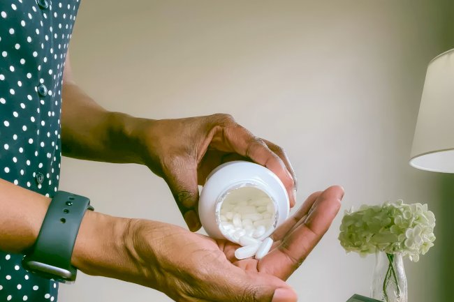 2024'te Zehir Kontrol Merkezine rekor sayıda çağrı: Çoğunlukla ilaç maruziyeti nedeniyle