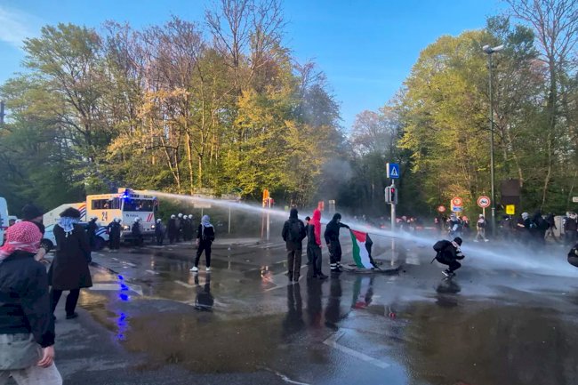 Brüksel’deki Filistin yanlısı gösteriye polis müdahalesi: Tazyikli su ve göz yaşartıcı gaz kullanıldı