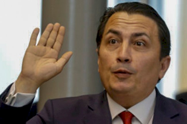 Emin Özkara Défi’den istifa etti: “Çeşitlilik hâlâ göz ardı ediliyor”