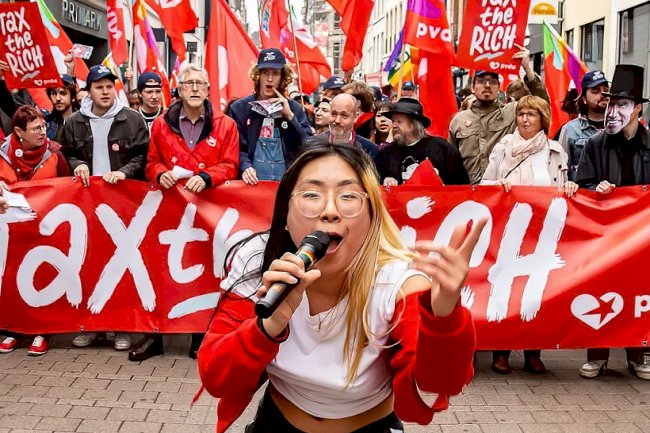 1 Mayıs emek ve dayanışma günü: İşçi sınıfının onuru ve mücadelesi kutlanıyor