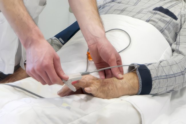 Hastane faturalarında gizli masraflar: İnternet, buzdolabı ve tıbbi malzemeler için haksız ücretler