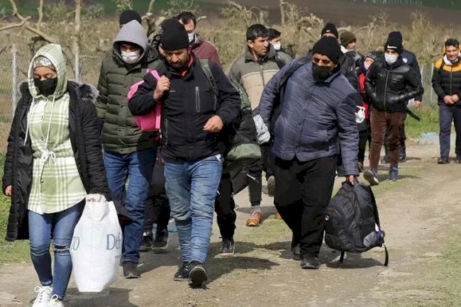 AB’ye düzensiz göç yarıya düştü, Akdeniz’de ölümler arttı