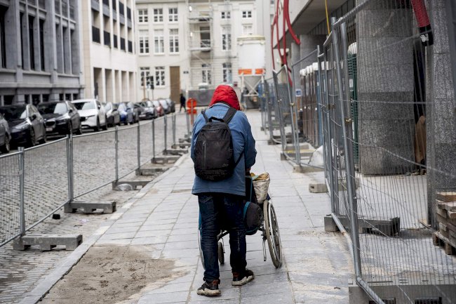 Brüksel’deki evsizlerin çoğu bağımlılık ve akıl sağlığı sorunlarıyla boğuşuyor