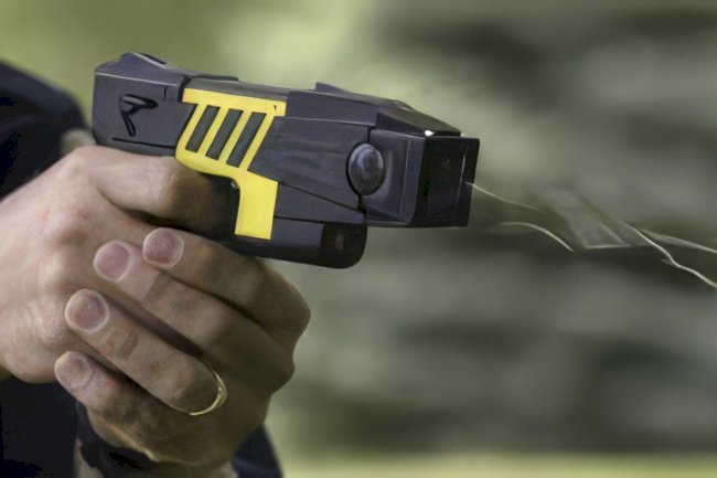 Alman polisi için Taser dönemi başlıyor