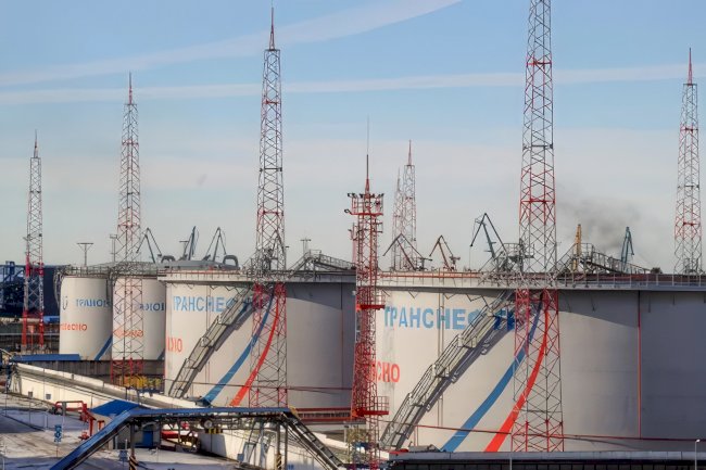 AB’den Rus enerjisine tam ambargo: Gaz ve petrol ithalatı için tarih verildi