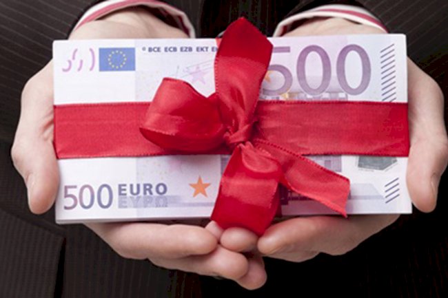 Flanders’ta miras vergisi reformu yürürlüğe giriyor: Eş ve yalnız yaşayanlara destek, diğer indirimler ertelendi