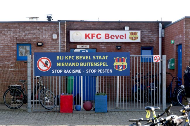 Antwerpen’de 19 futbol kulübüne ırkçılık ve ayrımcılık cezası