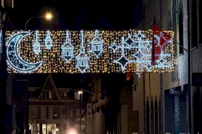Belçika’da Zele’de Ramazan Işıkları Sokakları Aydınlatacak