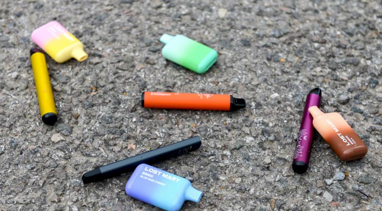 Yeni sigara yasakları halka açık alanlarda ve elektronik sigara satışında devrim