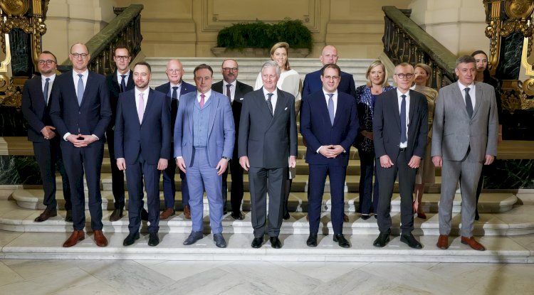 Bart De Wever yemin etti: Arizona hükümeti göreve başladı