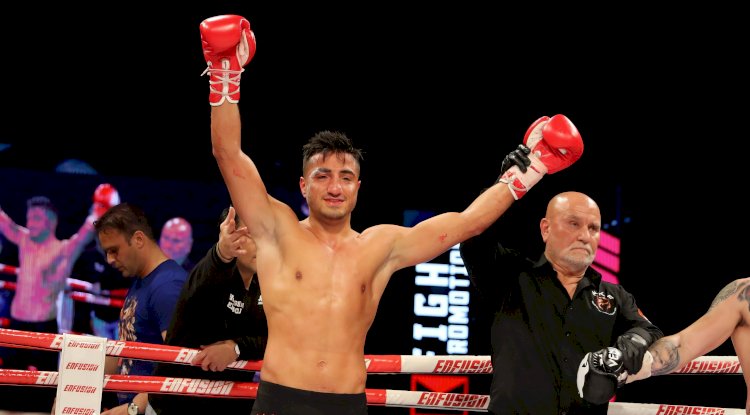 Tayfun Özcan Glory 100’de yeni bir sayfa açıyor: Sürpriz rakip İsmail Ouzgni’ye karşı