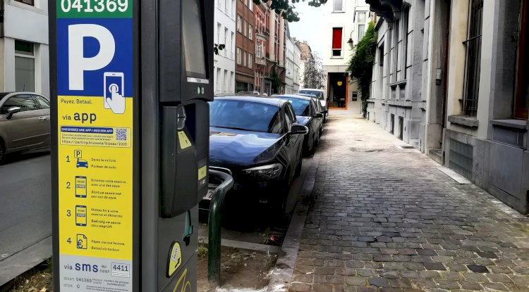 Molenbeek’te park kartı iki kat zamlandı: Komşu belediyelerle büyük fark