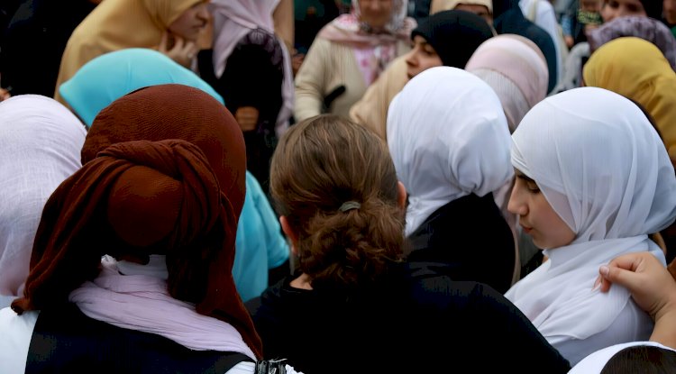 Başörtüsü yasağına “Ayrımcılık” tespiti