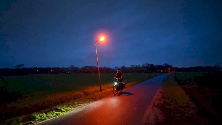 Fransa’nın yenilikçi çözümü sokak lambalarını telefonla kontrol edin