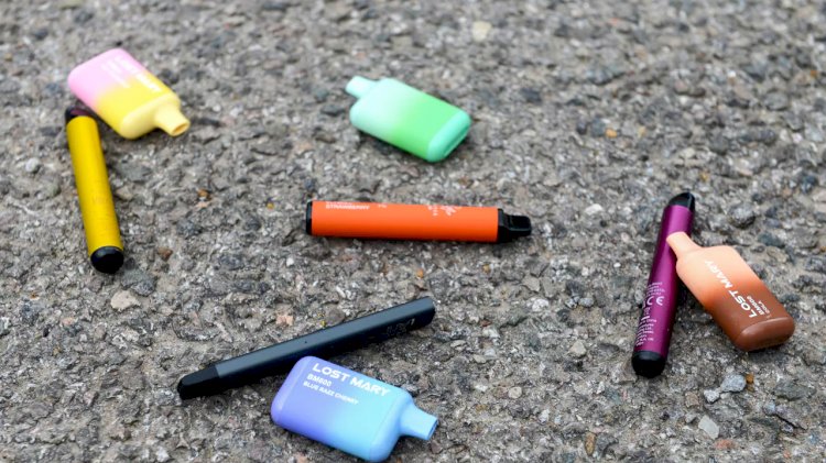 Yeni sigara yasakları halka açık alanlarda ve elektronik sigara satışında devrim