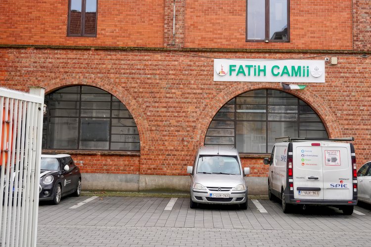 Vlaams Belang, Gent’teki cami genişleme planına karşı “Acil gösteri” düzenliyor