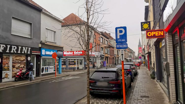 Gent esnafı Ramazan ayında yol çalışmalarına tepkili: "En yoğun dönemimiz"