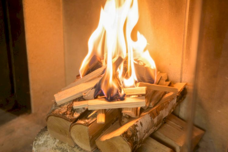 Flandre ve Brüksel'deki ince toz seviyesi yeniden kritik düzeyde: Hükümet odun yakılmamasını istedi