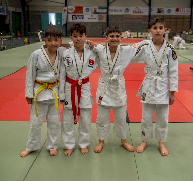 Zonhoven Judo Turnuvası’nda Türk minikler fırtına gibi esti