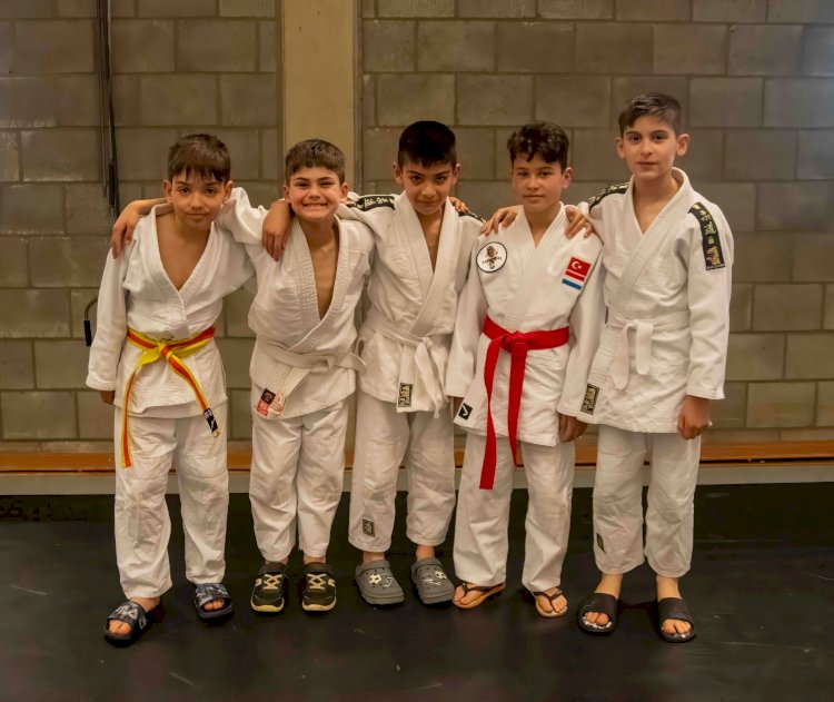 Zonhoven Judo Turnuvası’nda Türk minikler fırtına gibi esti