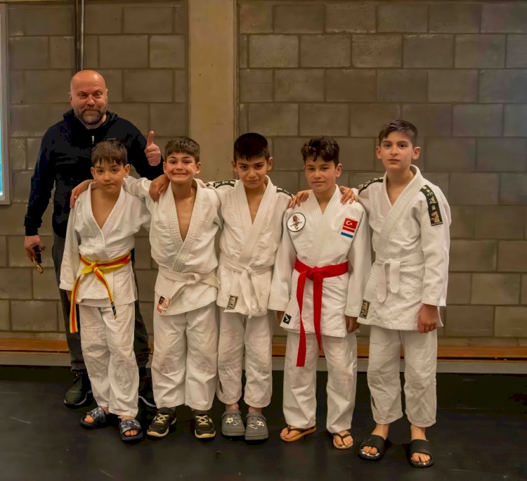 Zonhoven Judo Turnuvası’nda Türk minikler fırtına gibi esti