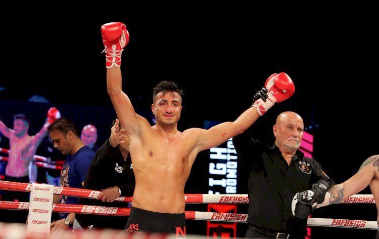 Tayfun Özcan Glory 100’de yeni bir sayfa açıyor: Sürpriz rakip İsmail Ouzgni’ye karşı