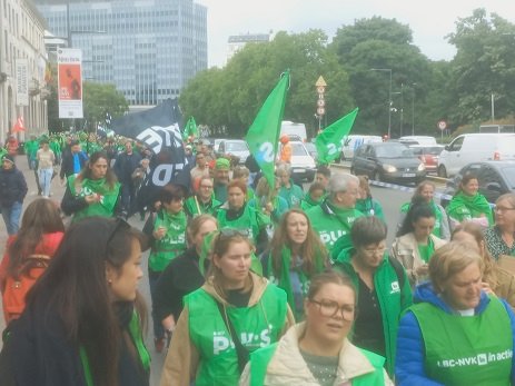 Brüksel’de Sendikalardan Protesto