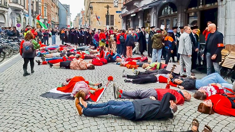 Pro-Filistinli protestocular KU Leuven’de akademik yürüyüşü bloke etti