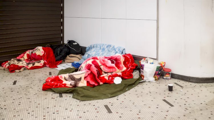 Belçika Federal Hükümeti, beş büyük şehirde evsizler için kış planı fonunu kesti