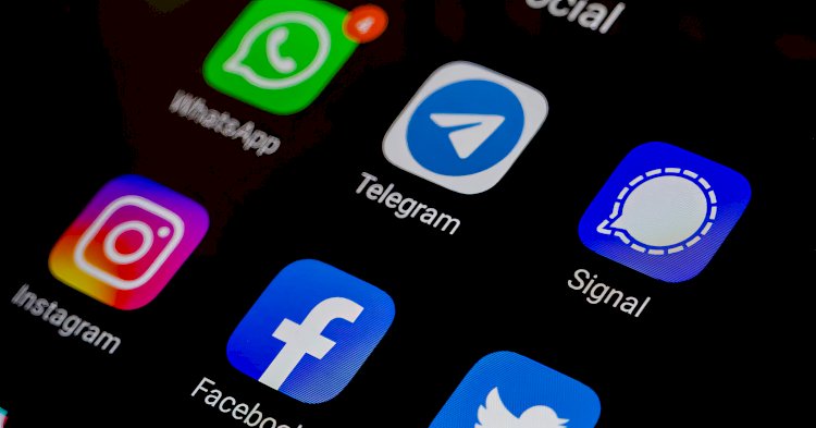 ‘Chat Kontrolü’ krizi: WhatsApp ve Signal, AB’nin mesaj tarama yasasına karşı ayağa kalktı