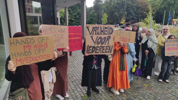Doğu Flandra’da eyalet okullarında başörtüsü yasağı onaylandı