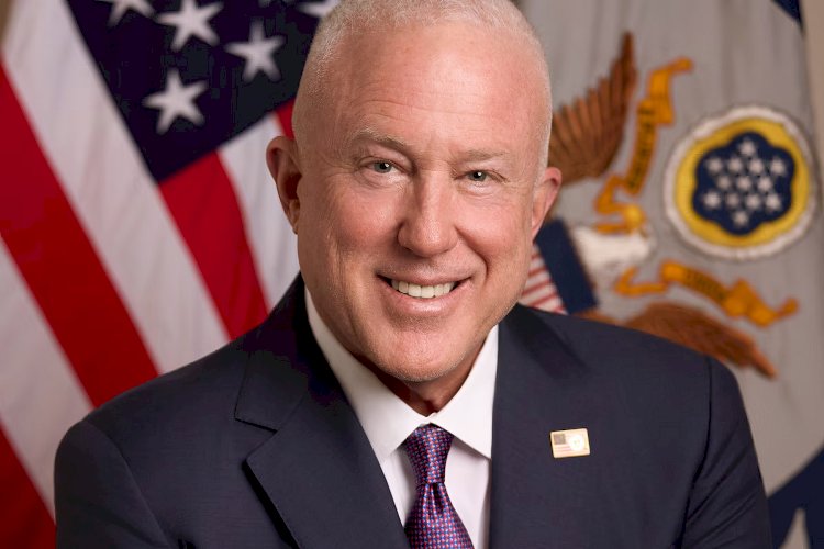 Belçikalı siyasetçi Conner Rousseau’ya ABD’den seyahat yasağı: Trump-Hitler benzetmesi diplomatik kriz çıkardı