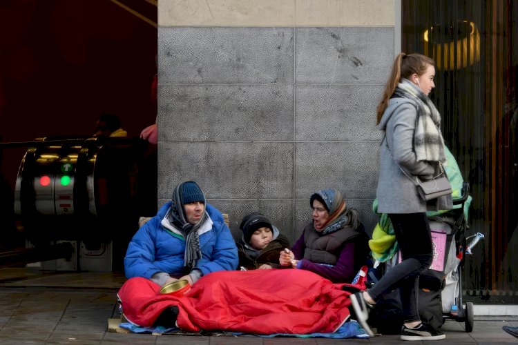 Brüksel’de çocuk dilenciliğine yeni düzenleme: Yasak ve cezalar gündemde